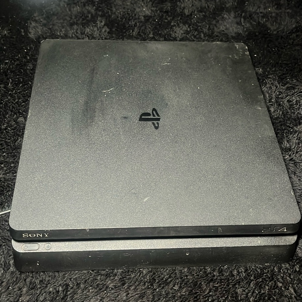 1TB Slim Sony PlayStation 4 Console